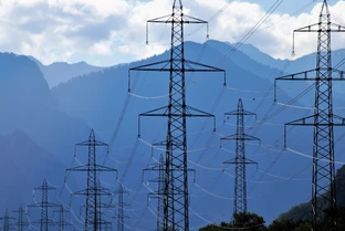 Nový dodávateľ elektriny ušetrí aj tristo EUR | Hospodárske noviny